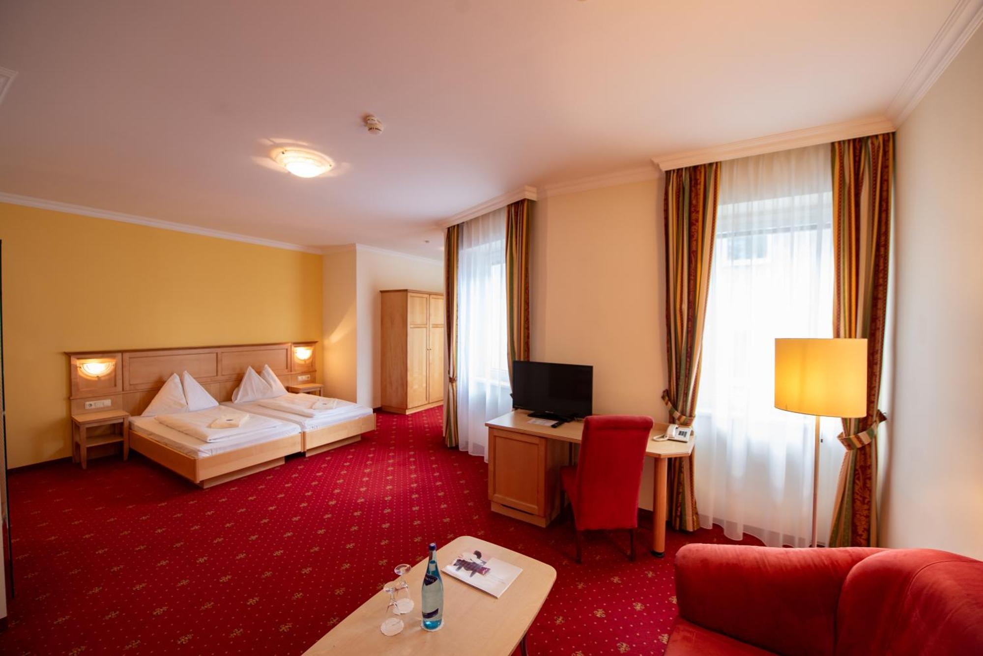 Junior Suite,64297891:JPEG
